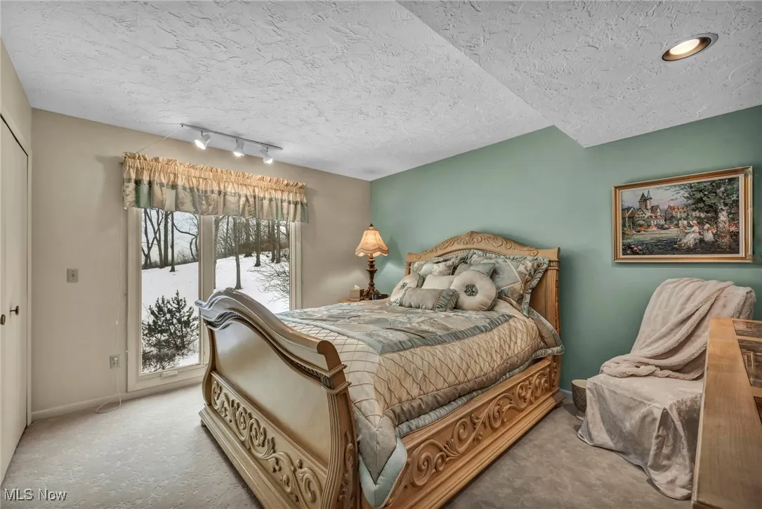 First floor bedroom next to full bathroom.
