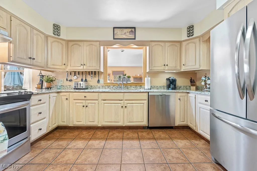 853 Fairway Drive, Alliance, Ohio,MLS Now Listing ID