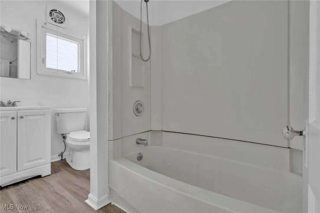 576 Cole Avenue, Akron, Ohio,MLS Now Listing ID