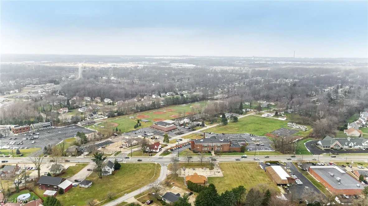 Bird's eye view with a residential view