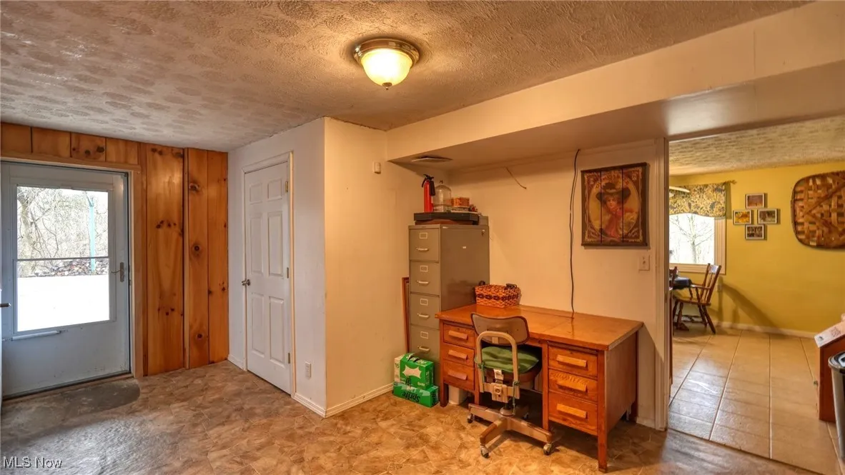 Entry area could be used for dining area or office