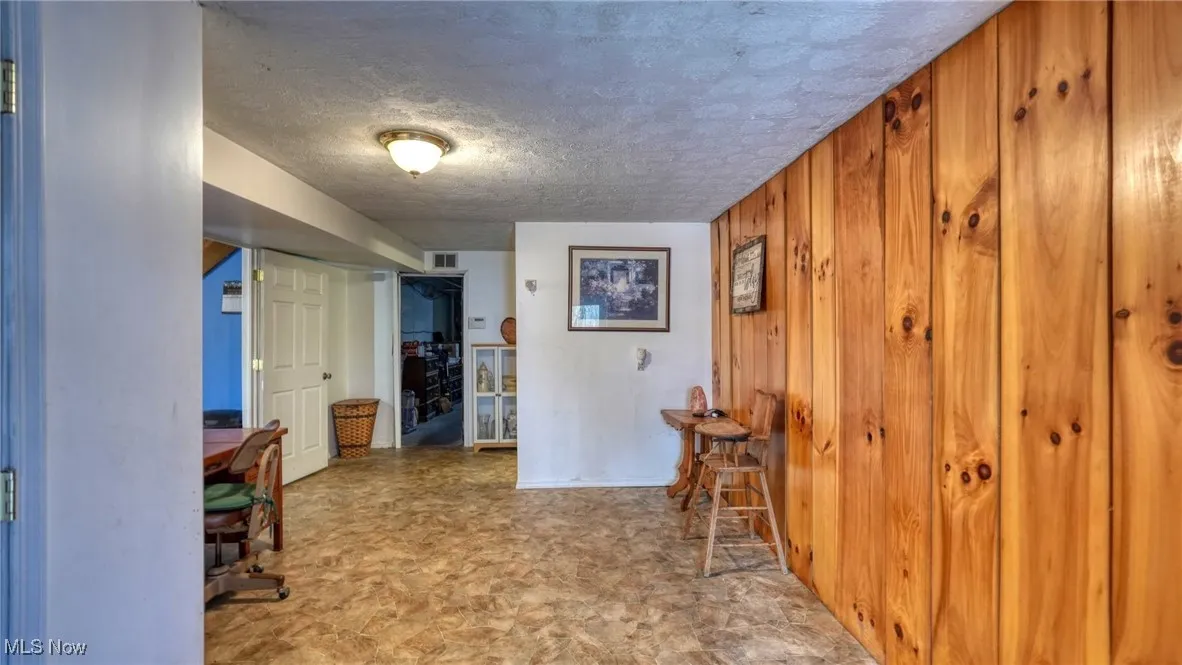 Entry area