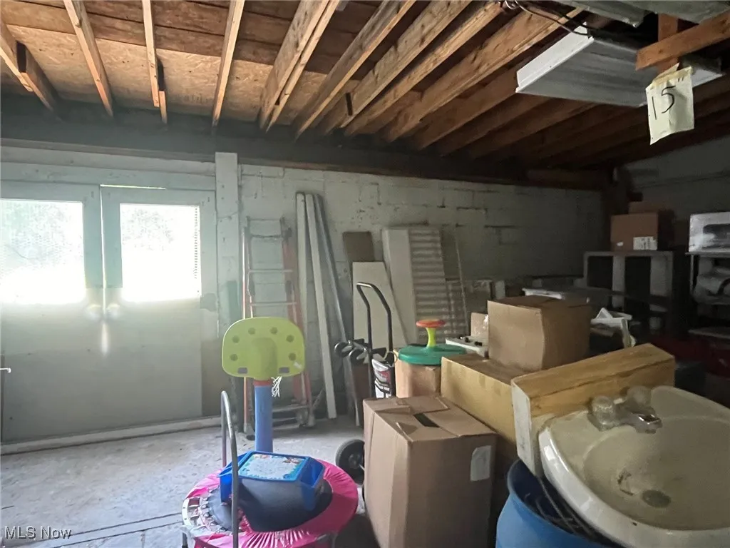 Storage with a sink