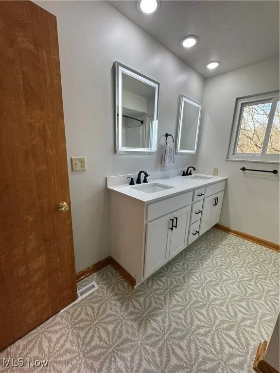943 Pine Street, Belpre, Ohio,MLS Now Listing ID