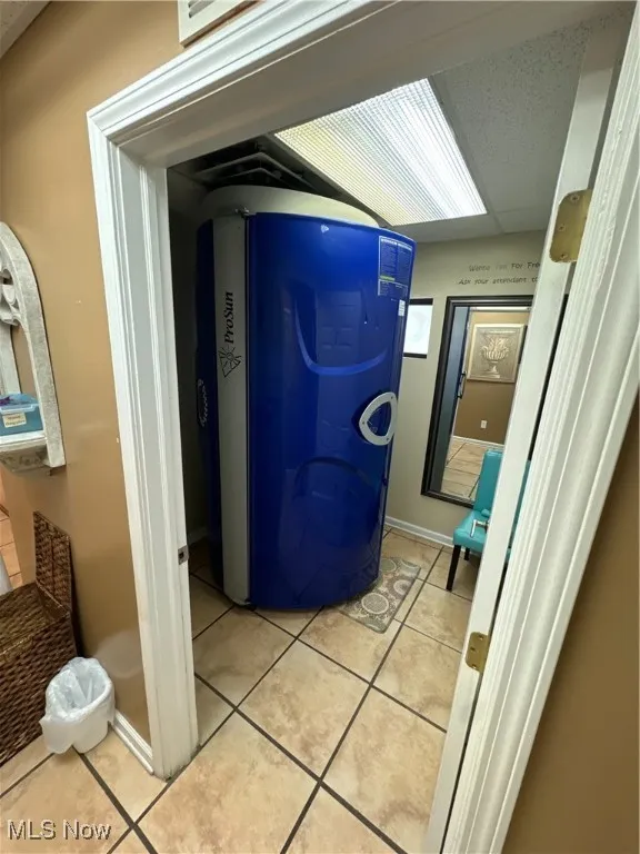Tanning Salon