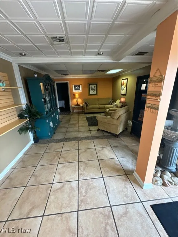 Tanning Salon