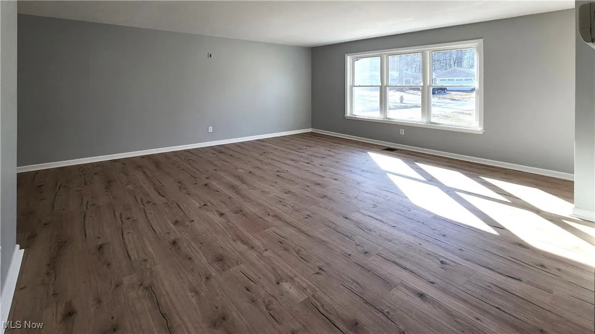 223 Maplelawn Drive, Berea, Ohio,MLS Now Listing ID