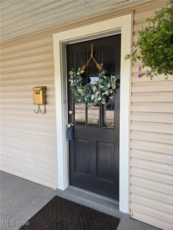 View of property entrance