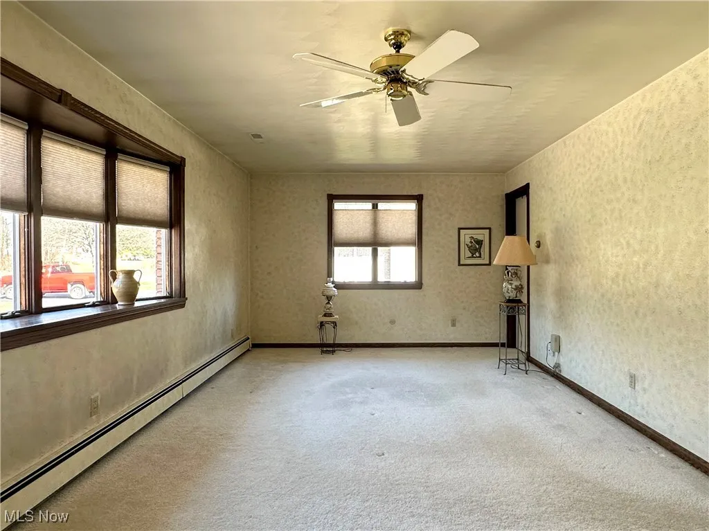 365 Sunset Drive, Brookfield, Ohio,MLS Now Listing ID
