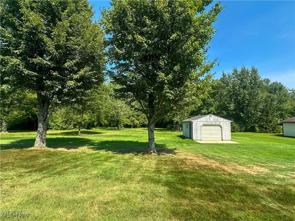 365 Sunset Drive, Brookfield, Ohio,MLS Now Listing ID