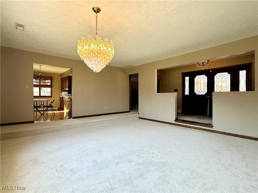 365 Sunset Drive, Brookfield, Ohio,MLS Now Listing ID