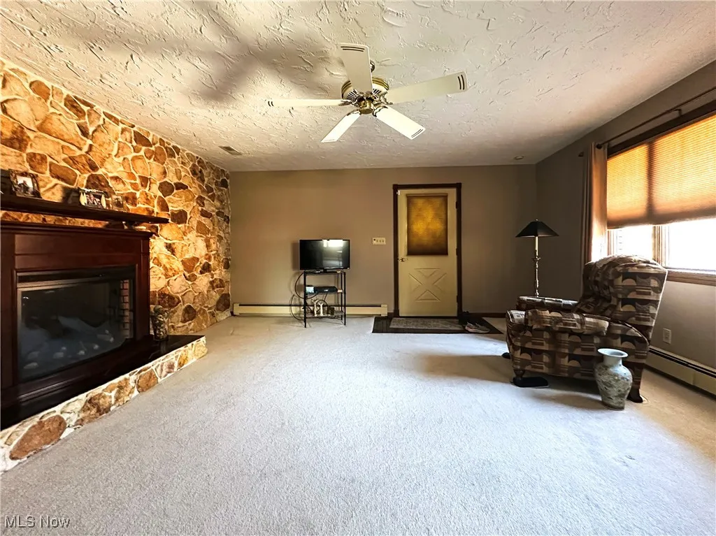 365 Sunset Drive, Brookfield, Ohio,MLS Now Listing ID