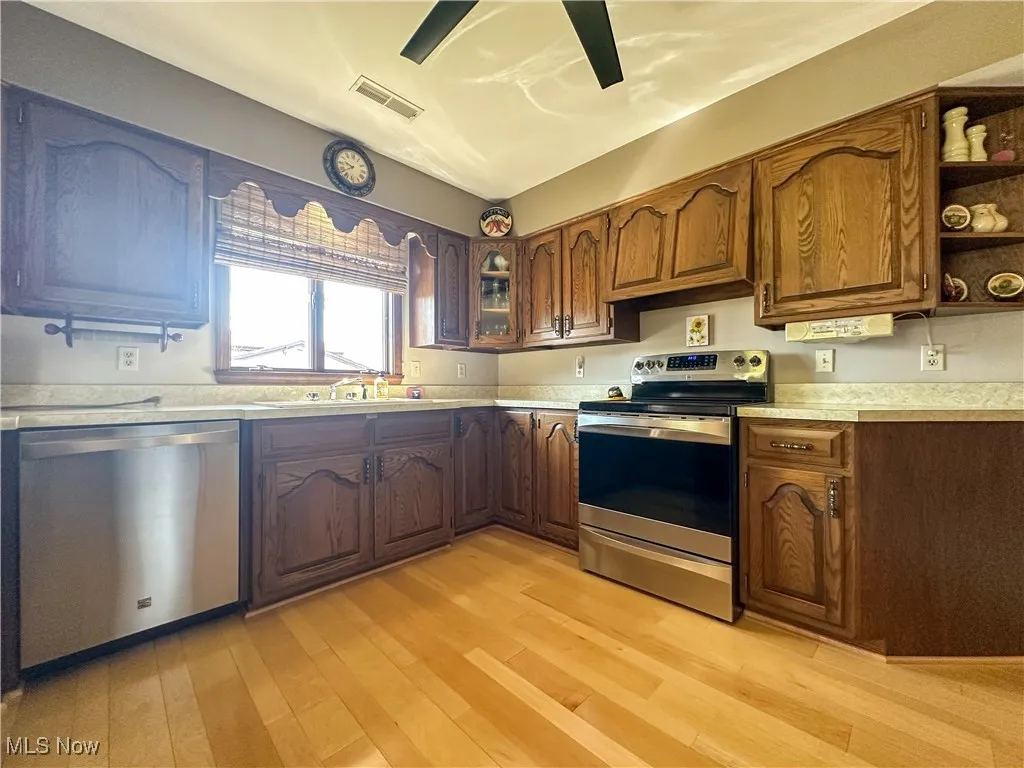 365 Sunset Drive, Brookfield, Ohio,MLS Now Listing ID