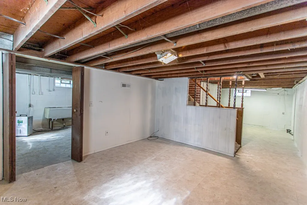 1736 Westwood Drive, Warren, Ohio,MLS Now Listing ID