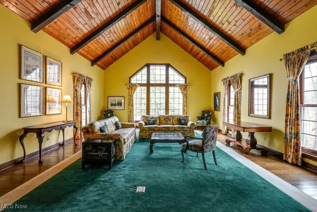 20 Stonecreek Drive, Chagrin Falls, Ohio,MLS Now Listing ID