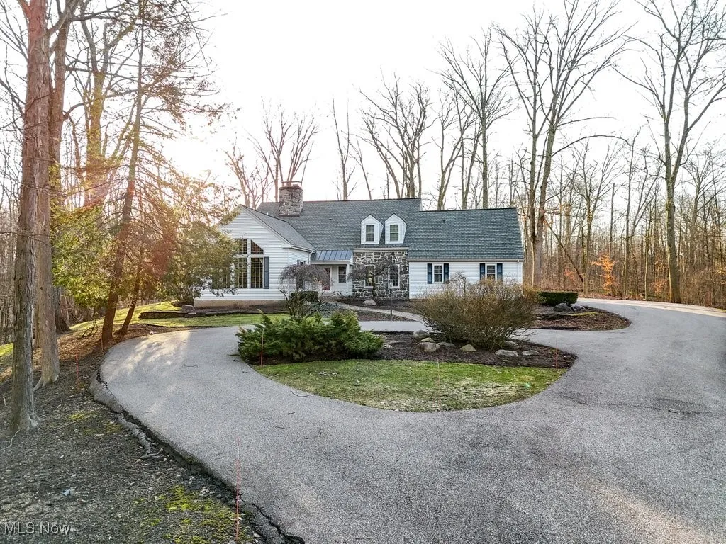 20 Stonecreek Drive, Chagrin Falls, Ohio,MLS Now Listing ID
