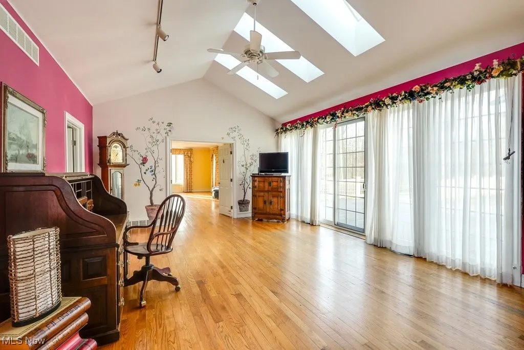 20 Stonecreek Drive, Chagrin Falls, Ohio,MLS Now Listing ID