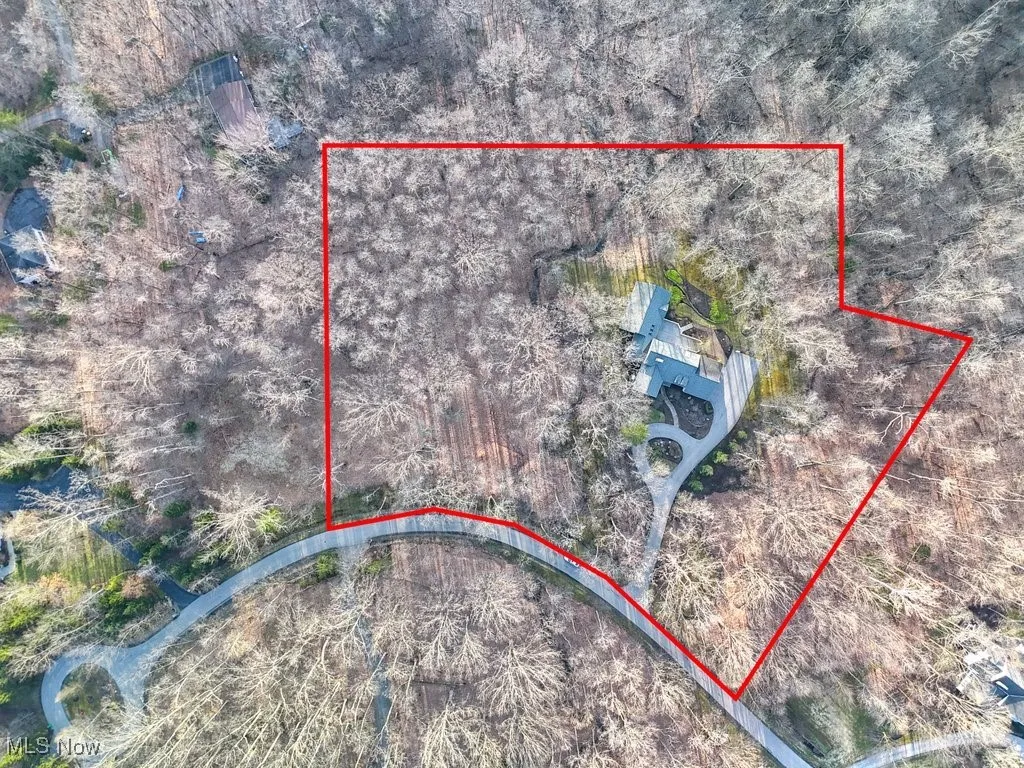20 Stonecreek Drive, Chagrin Falls, Ohio,MLS Now Listing ID