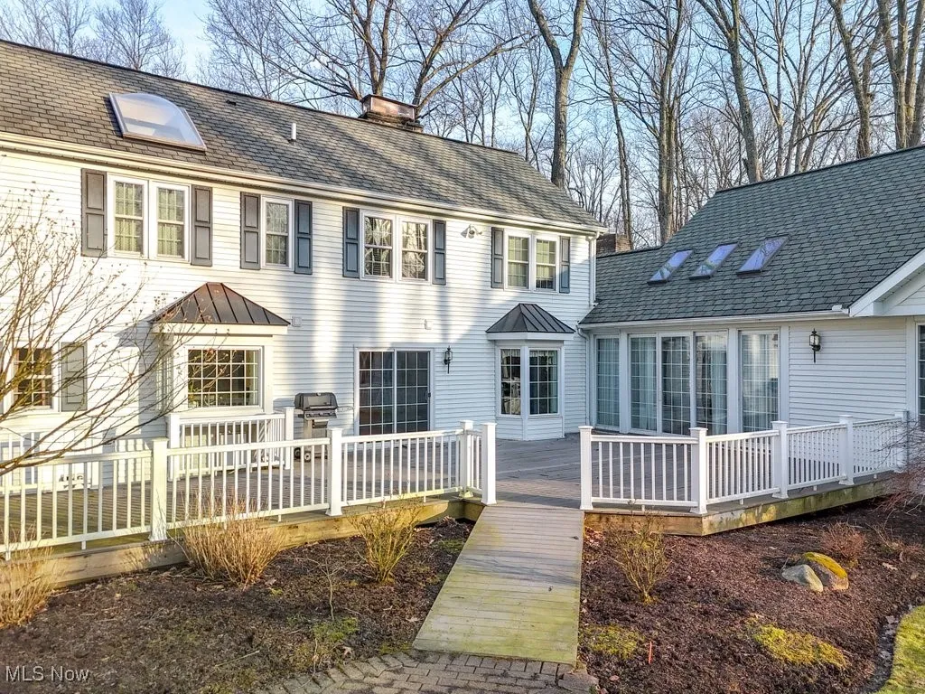 20 Stonecreek Drive, Chagrin Falls, Ohio,MLS Now Listing ID