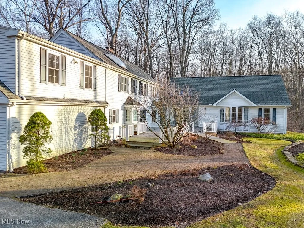 20 Stonecreek Drive, Chagrin Falls, Ohio,MLS Now Listing ID
