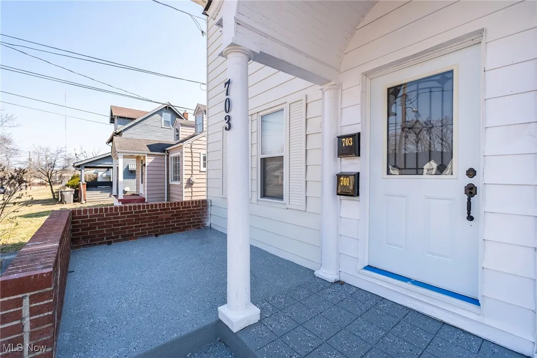 View of property entrance