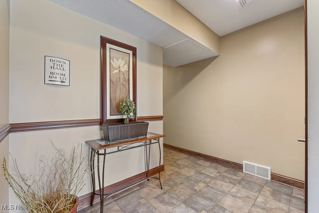 2425 Medina Road # 206, Medina, Ohio 44256,MLS Now Listing ID