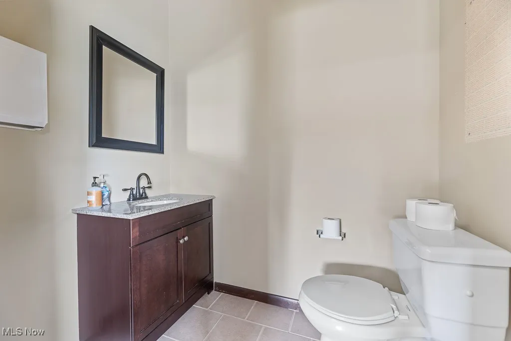 2425 Medina Road # 2nd floor, Medina, Ohio 44256,MLS Now Listing ID