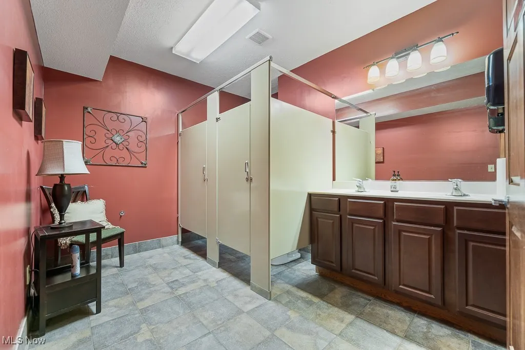 2425 Medina Road # 2nd floor, Medina, Ohio 44256,MLS Now Listing ID