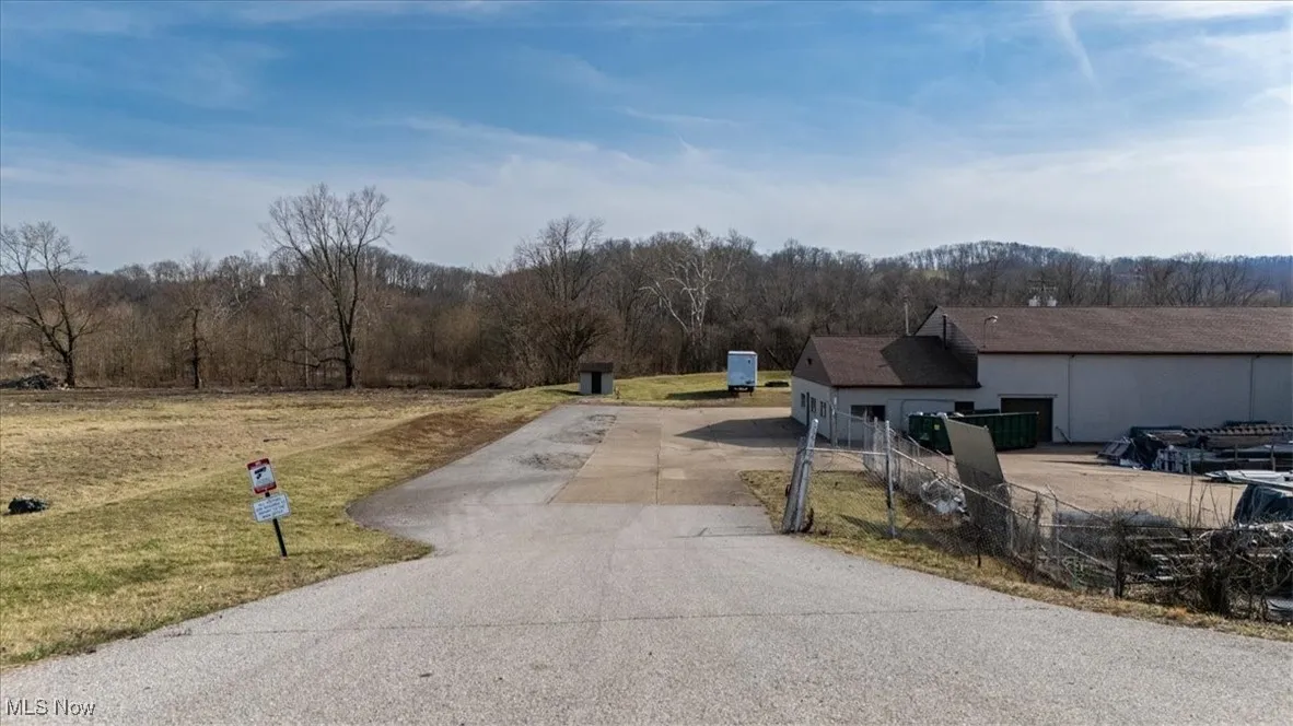 Entrance from Dupont Rd
