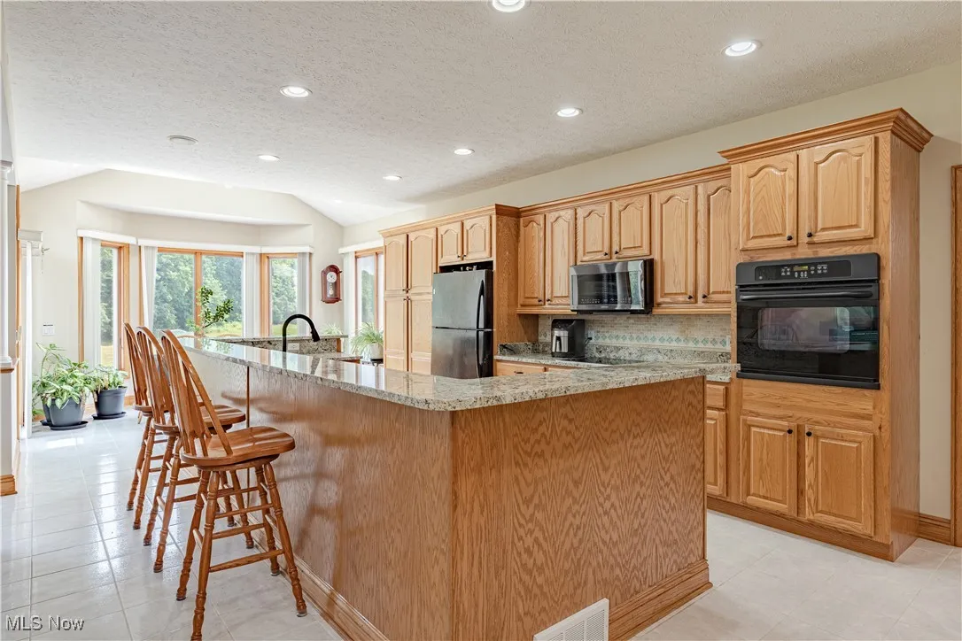 9006 Walkers Lane, Kirtland, Ohio 44094,MLS Now Listing ID