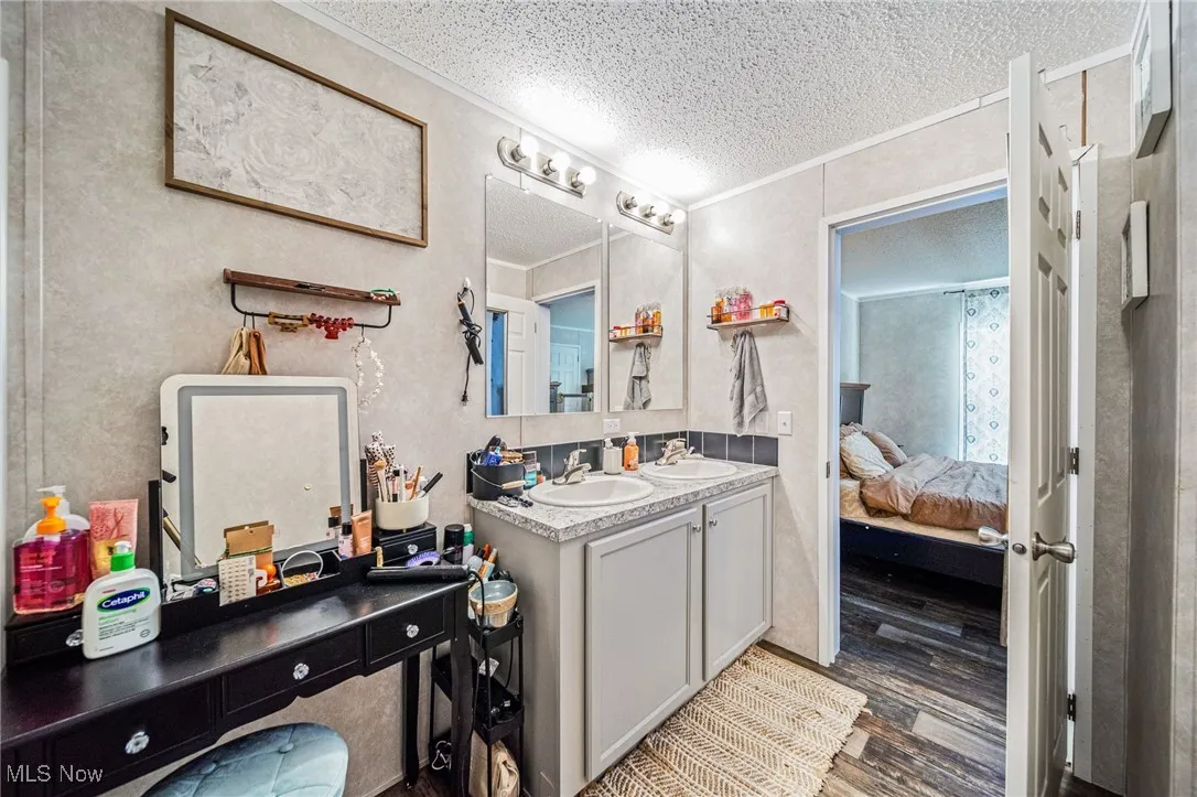 144 W Monroe Circle, Jefferson, Ohio,MLS Now Listing ID