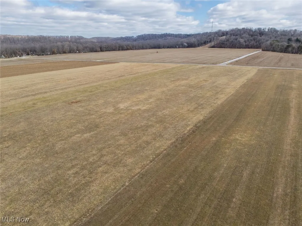 8205 Lee Road, Malvern, Ohio,MLS Now Listing ID