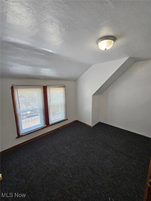 2nd floor bonus room, ideal for 3rd bedroom, office or den