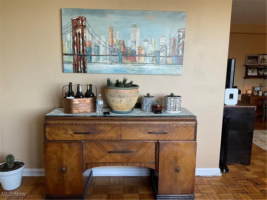 Bar featuring baseboards