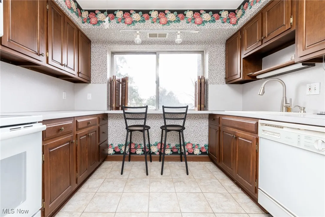 2202 Acacia Park Drive # 2208, Lyndhurst, Ohio 44124,MLS Now Listing ID
