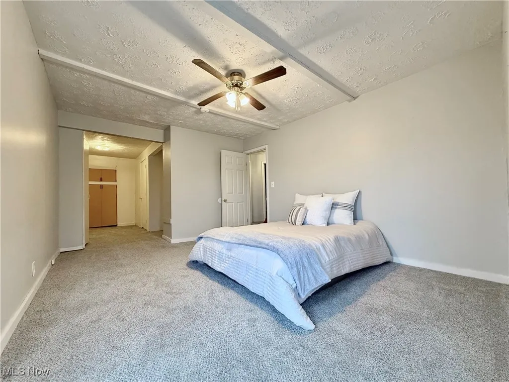 Extra Large Primary Bedroom