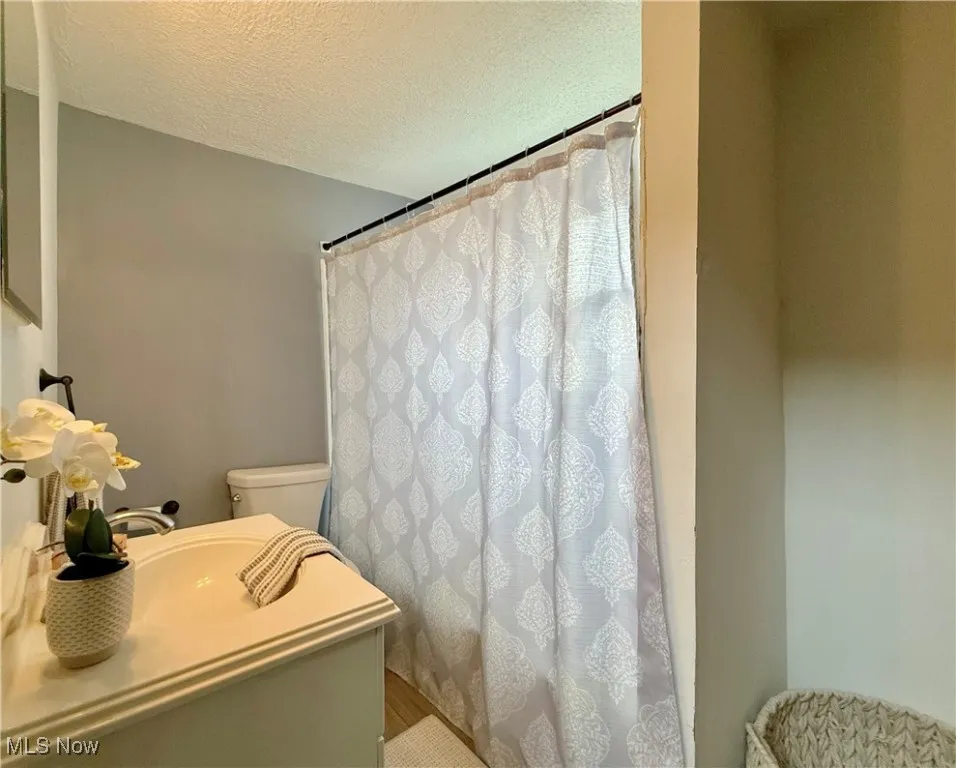 Main Level Full Bath