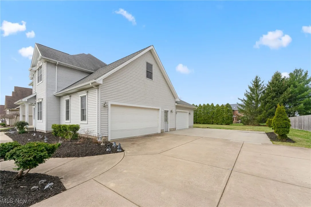 90 Montgomery Drive, Canfield, Ohio,MLS Now Listing ID