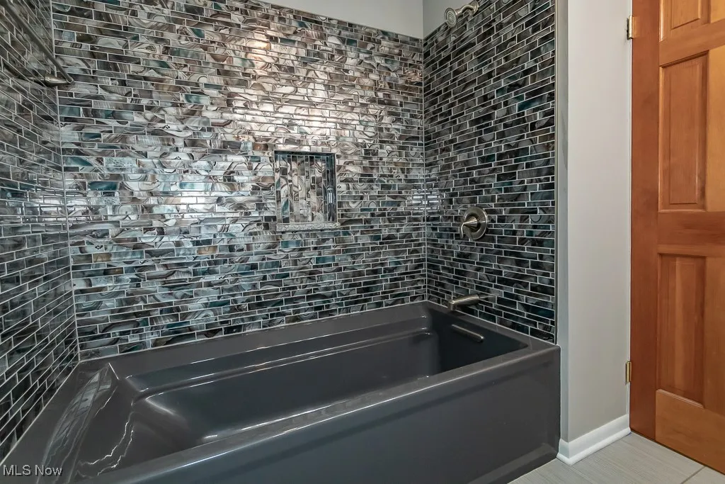 31021 Lake Shore Boulevard, Willowick, Ohio 44095,MLS Now Listing ID