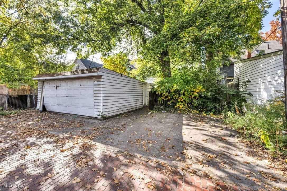 Detached garage with fence