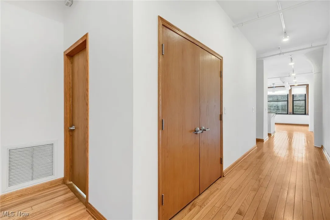 2077 E 4th Street # 4E, Cleveland, Ohio,MLS Now Listing ID