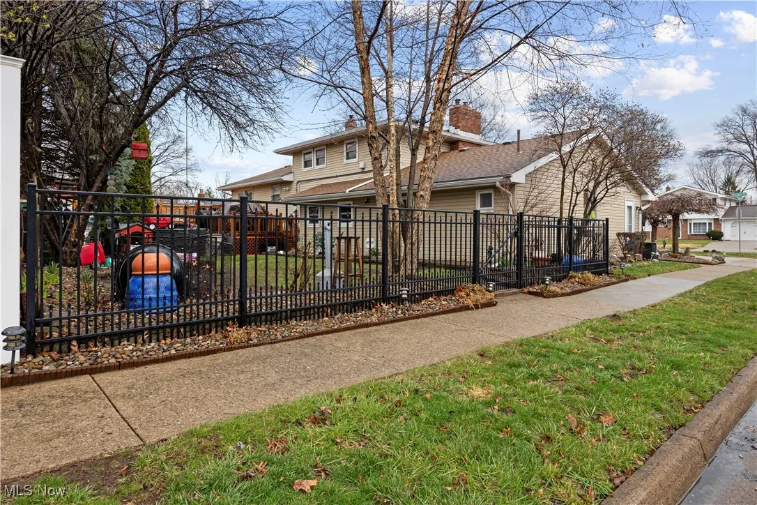 178 Beachwood Avenue, Avon Lake, Ohio,MLS Now Listing ID