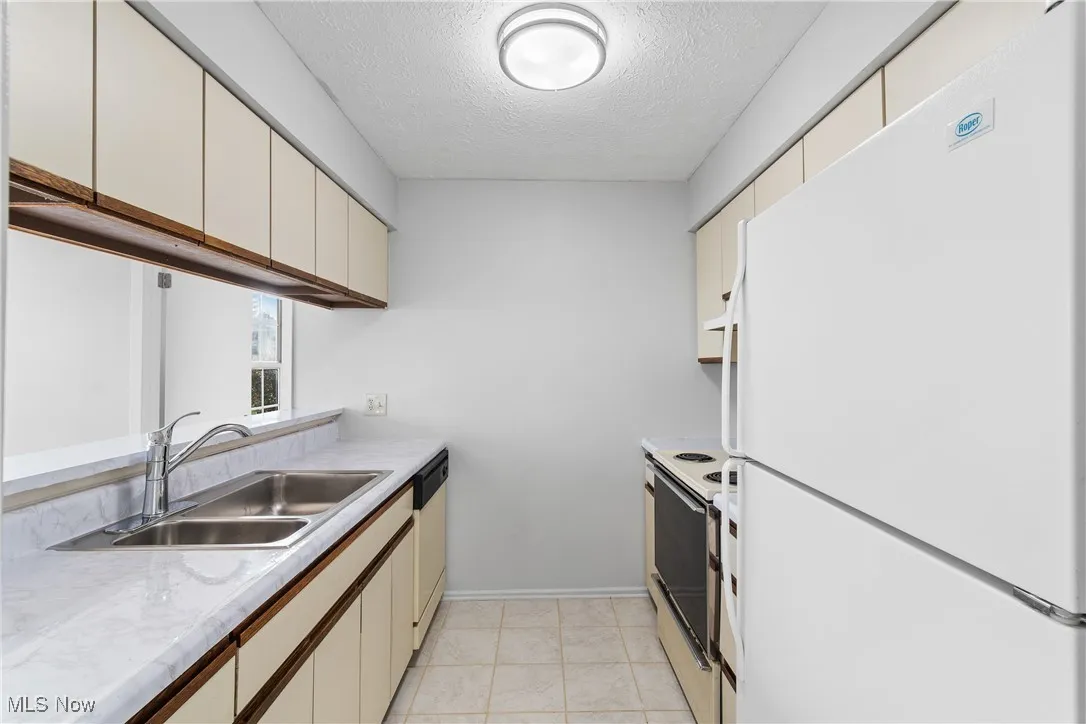 1306 Stoney Run Trail, Broadview Heights, Ohio,MLS Now Listing ID
