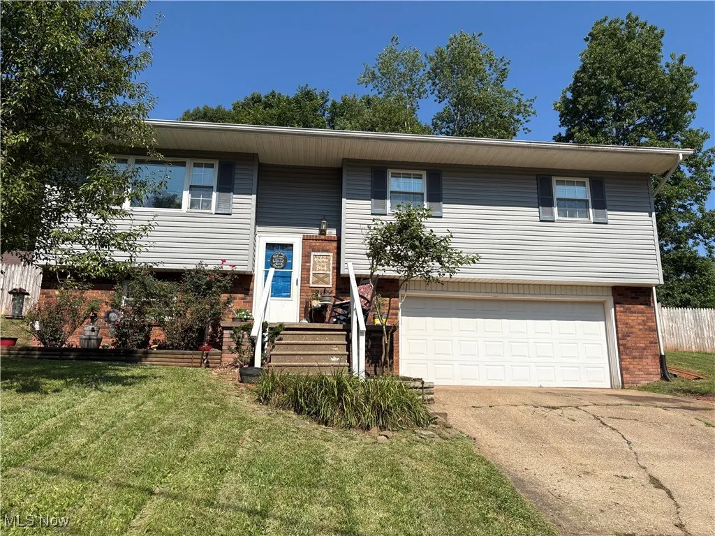327 Suzanne Street, Washington, West Virginia,MLS Now Listing ID