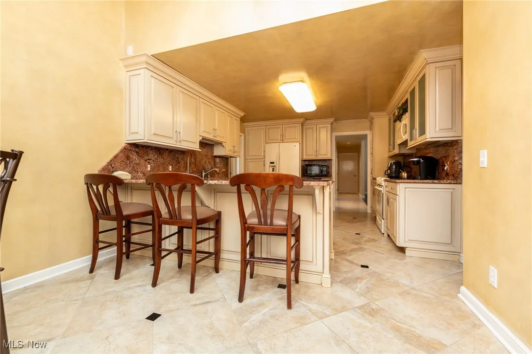2 Salem Court, Beachwood, Ohio 44122,MLS Now Listing ID