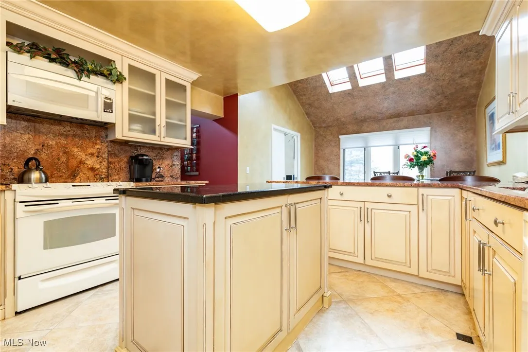 2 Salem Court, Beachwood, Ohio 44122,MLS Now Listing ID
