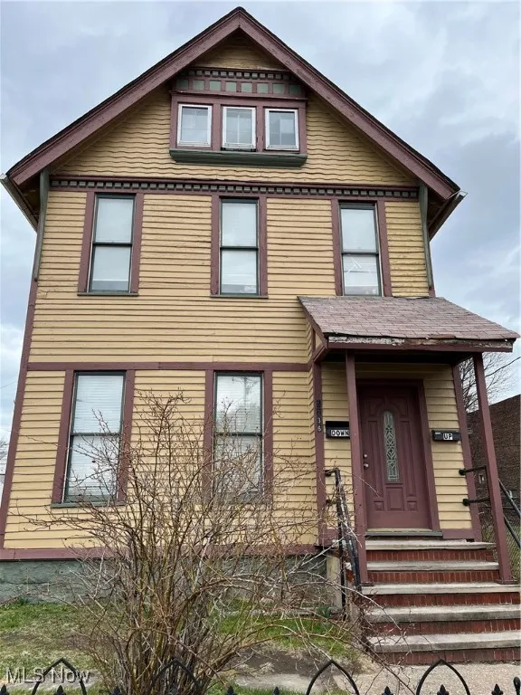 View of front facade