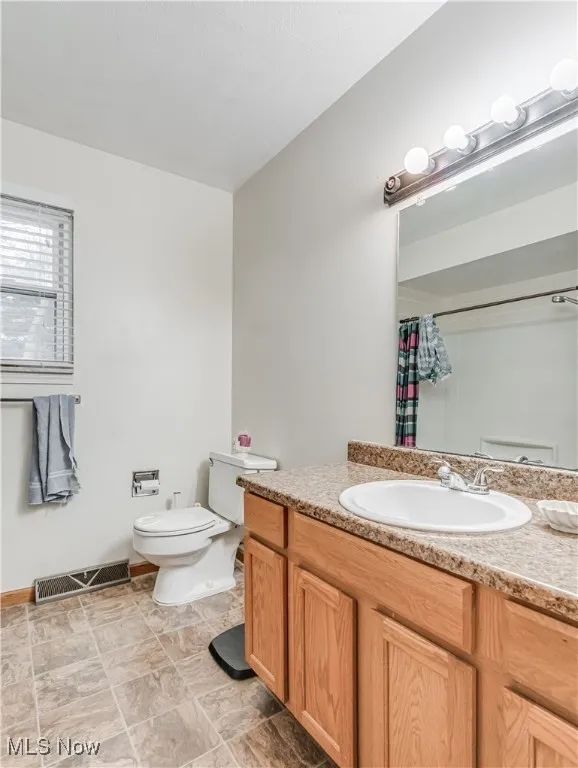 3811 full bath