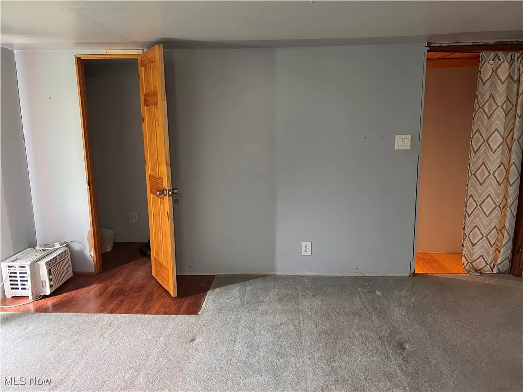 Large Bedroom