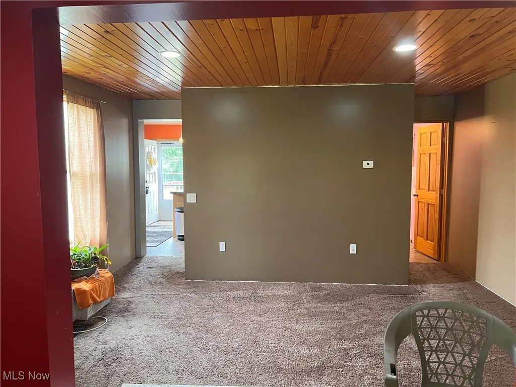 Vacant Dining Room